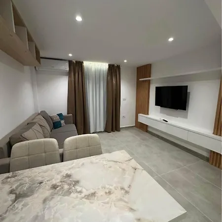 Gaga Nest * 爱尔巴桑